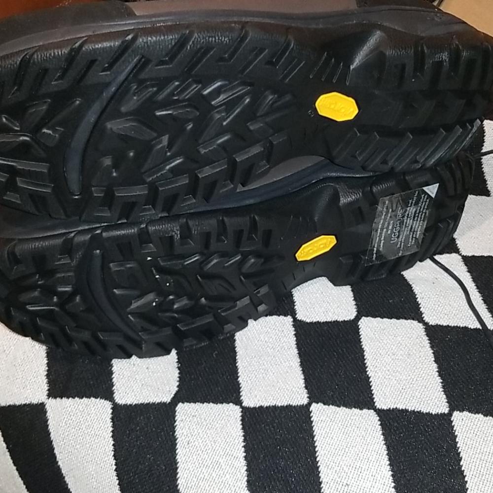 Waterproof - image 8